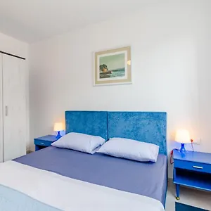 Karlo Apartament Kaštela